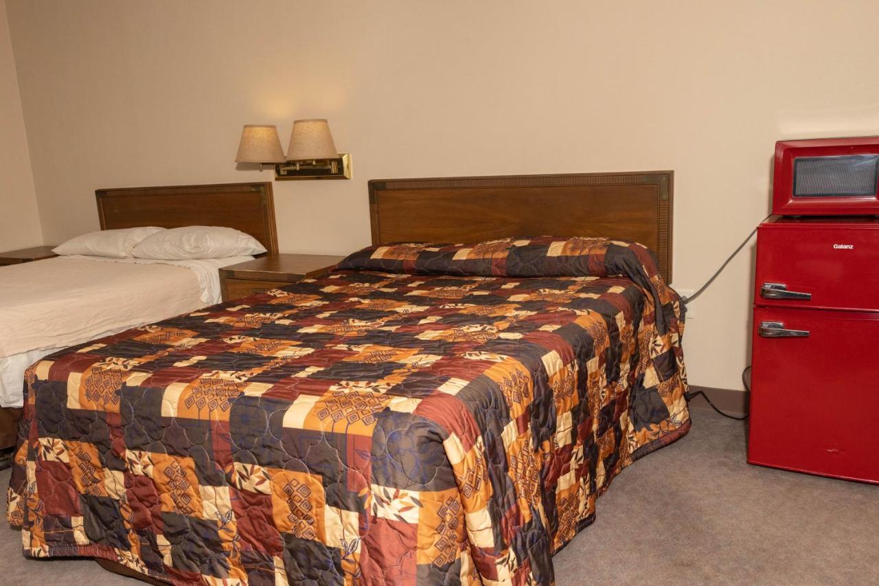 Lafayette Inn Moundsville Eksteriør bilde